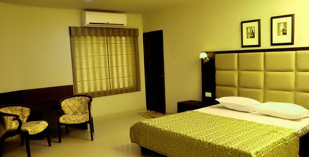 Hotel Monarch Kozhikode Extérieur photo